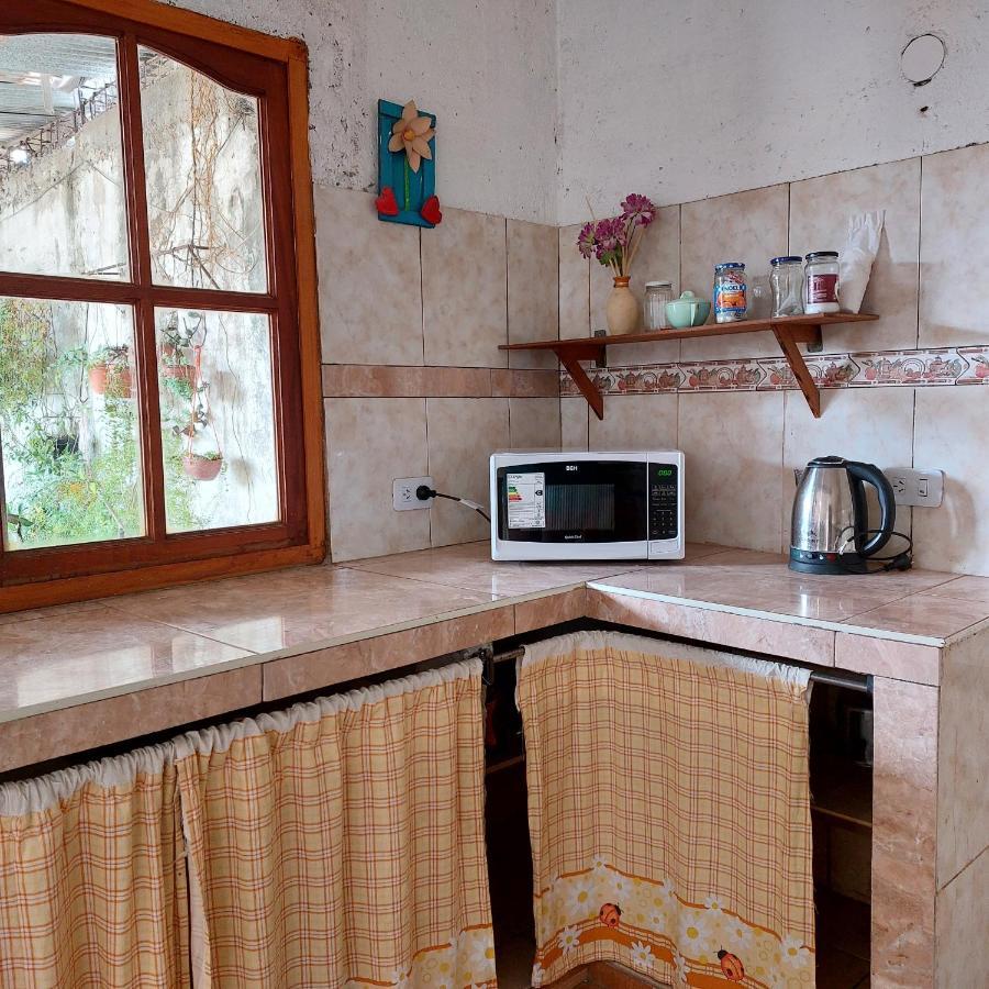 Hostal Killari Cafayate Zewnętrze zdjęcie