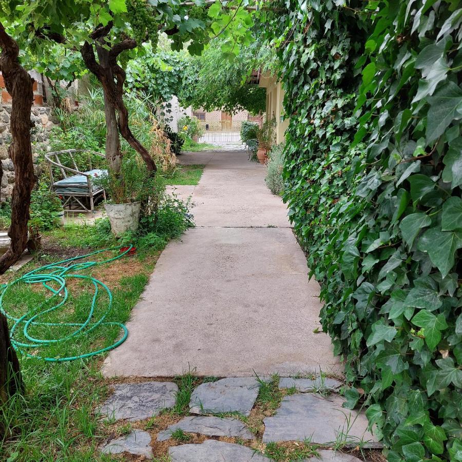 Hostal Killari Cafayate Zewnętrze zdjęcie